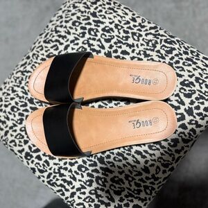 Rouge Helium Black and Brown Women's Sandals